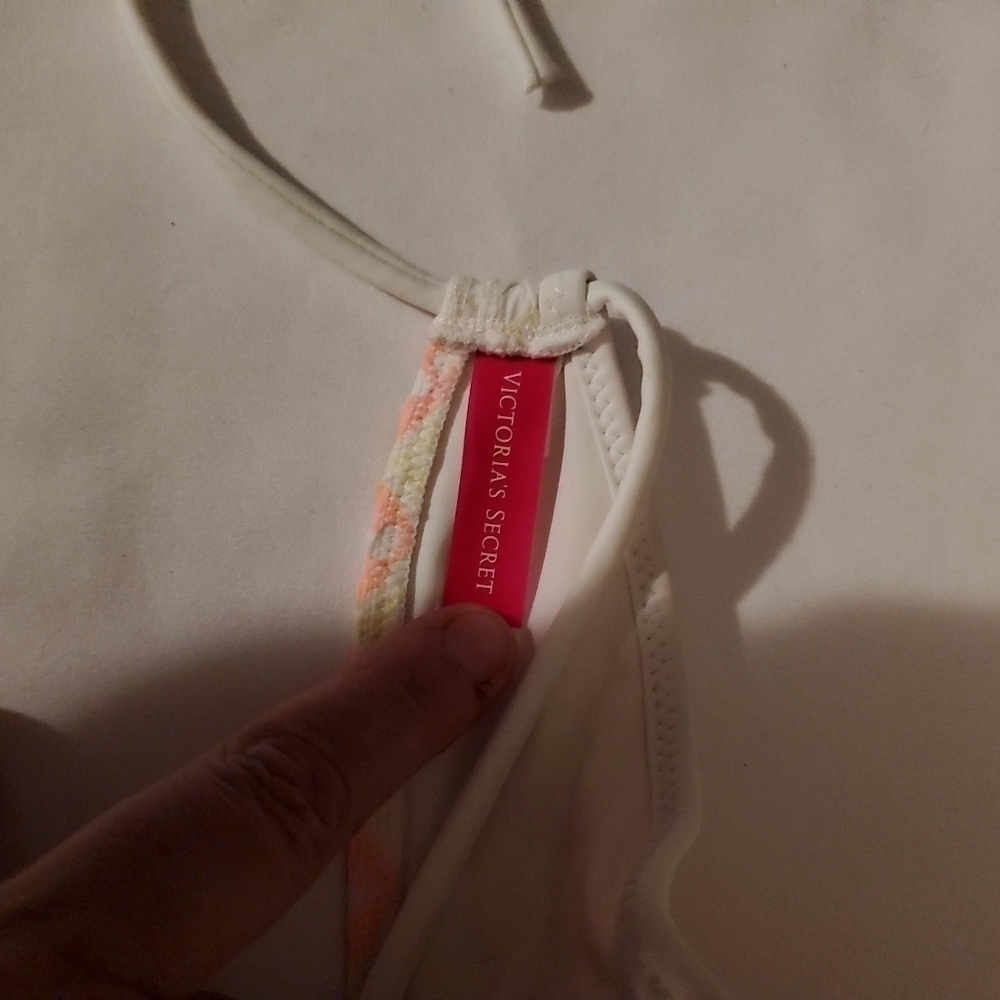 VS 34C bikini top padded push up underwire - Picture 3 of 5